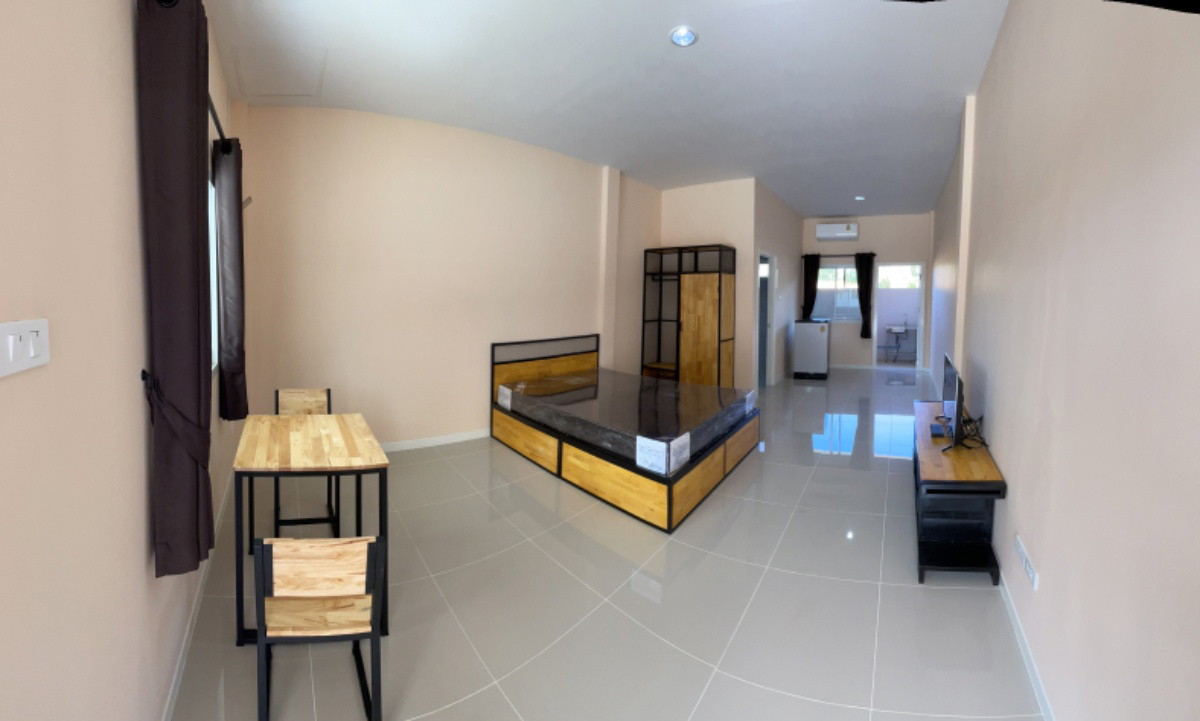 Condo — photo 2