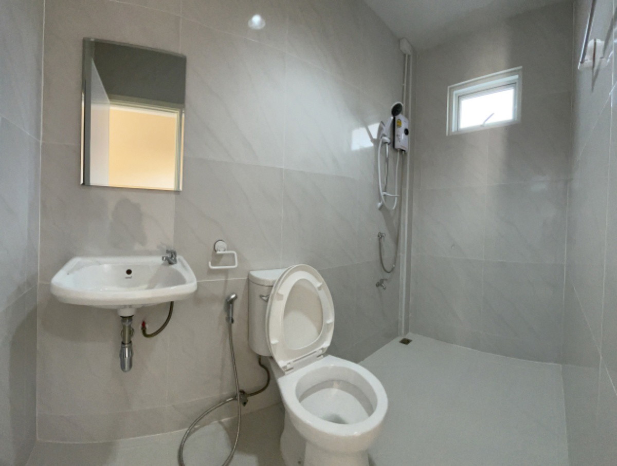 Condo — photo 4