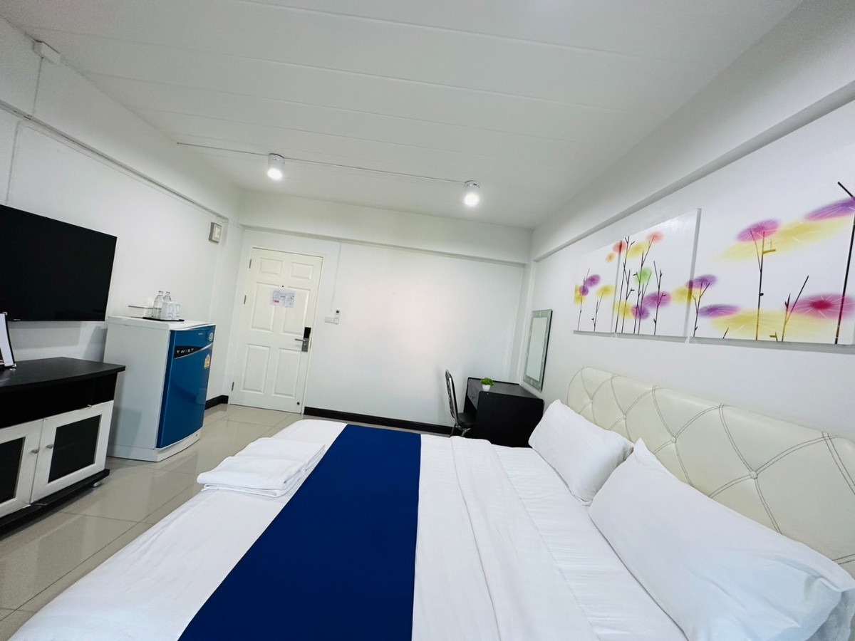 THE SCENE SUPHANBURI