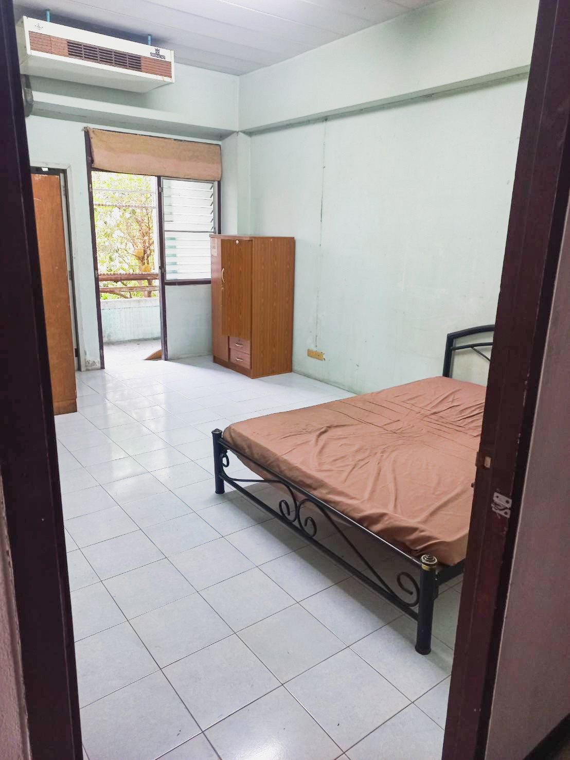 Condo · Phra Khanong, bangkok — photo 1