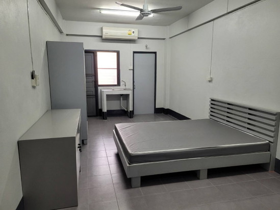 Room@43 - Apartment for Rent