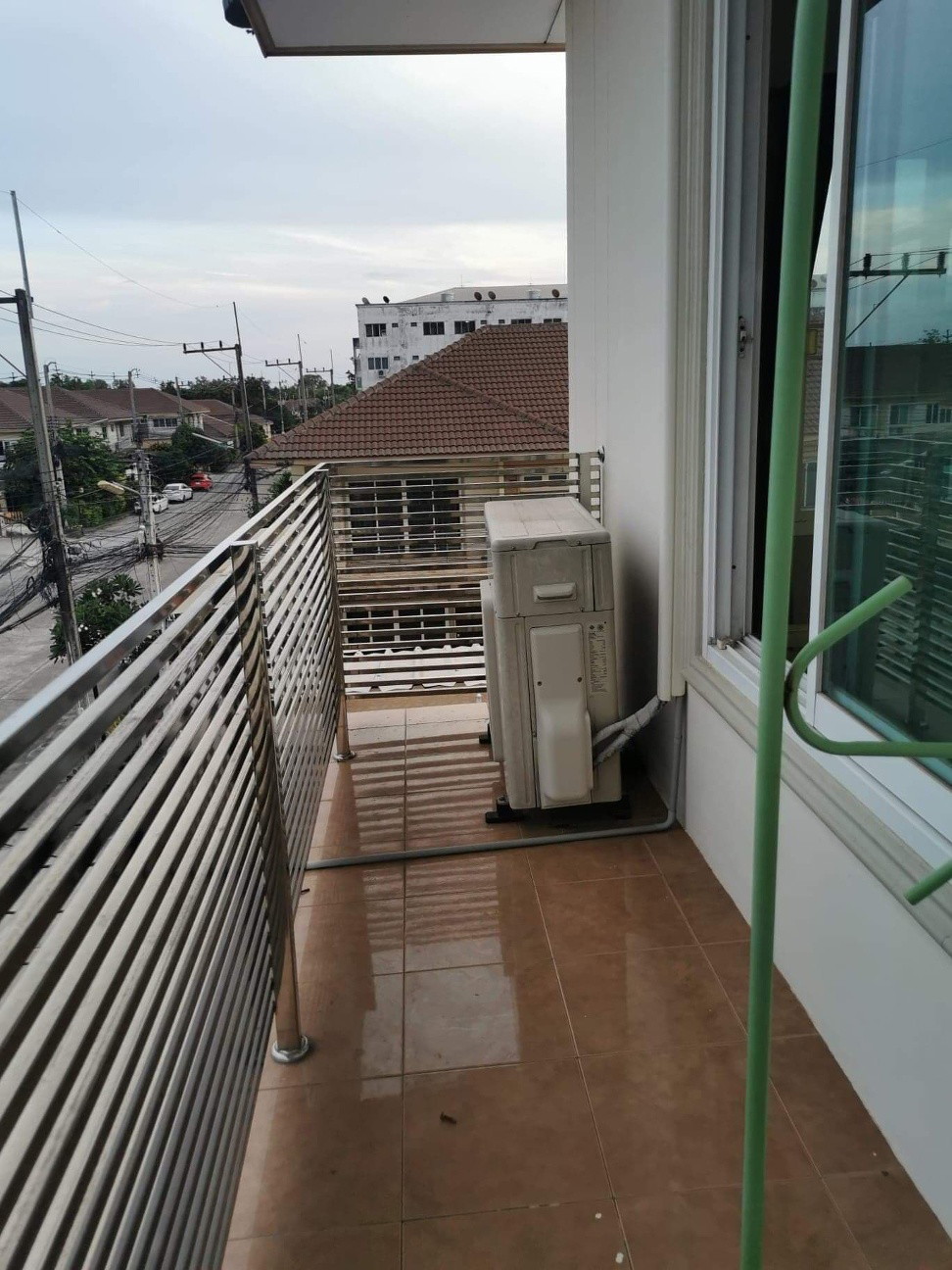 Condo — photo 4