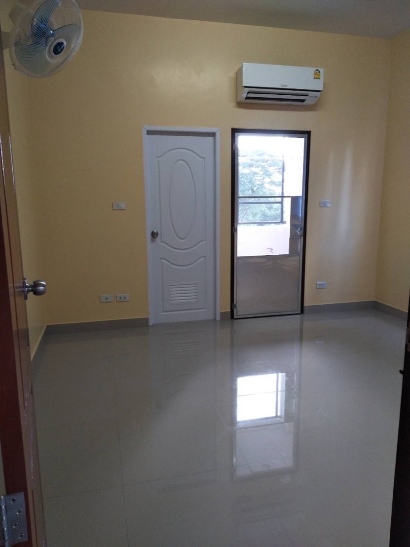 Condo · Bang Sue, bangkok — photo 3