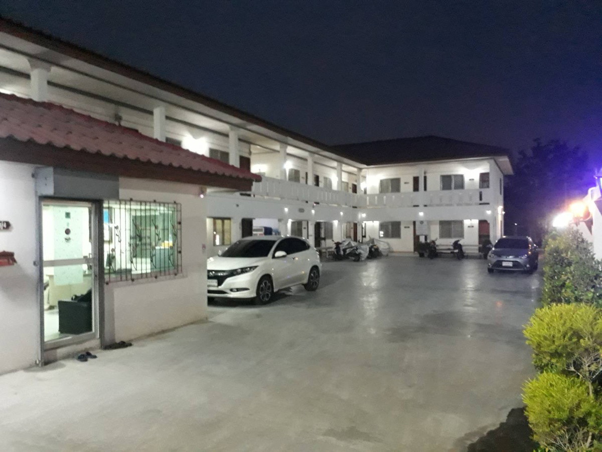 Condo · Bang Yai