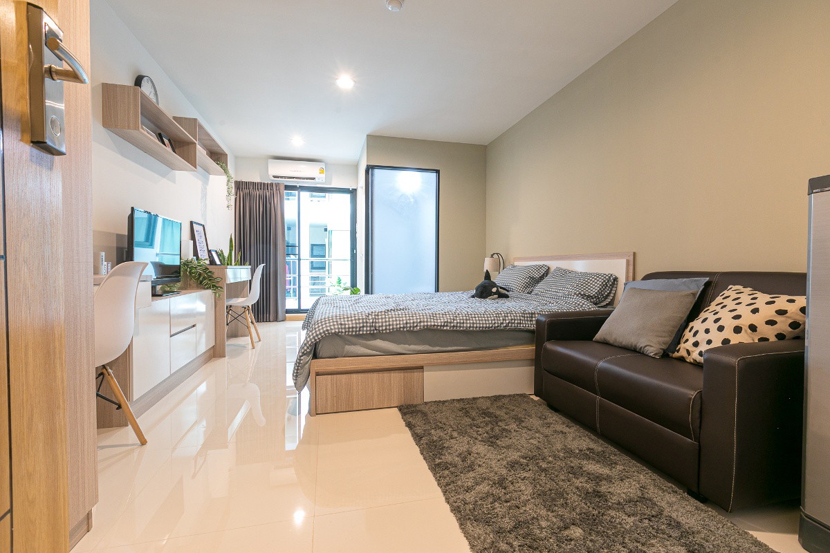 Condo · Phra Khanong, bangkok — photo 2