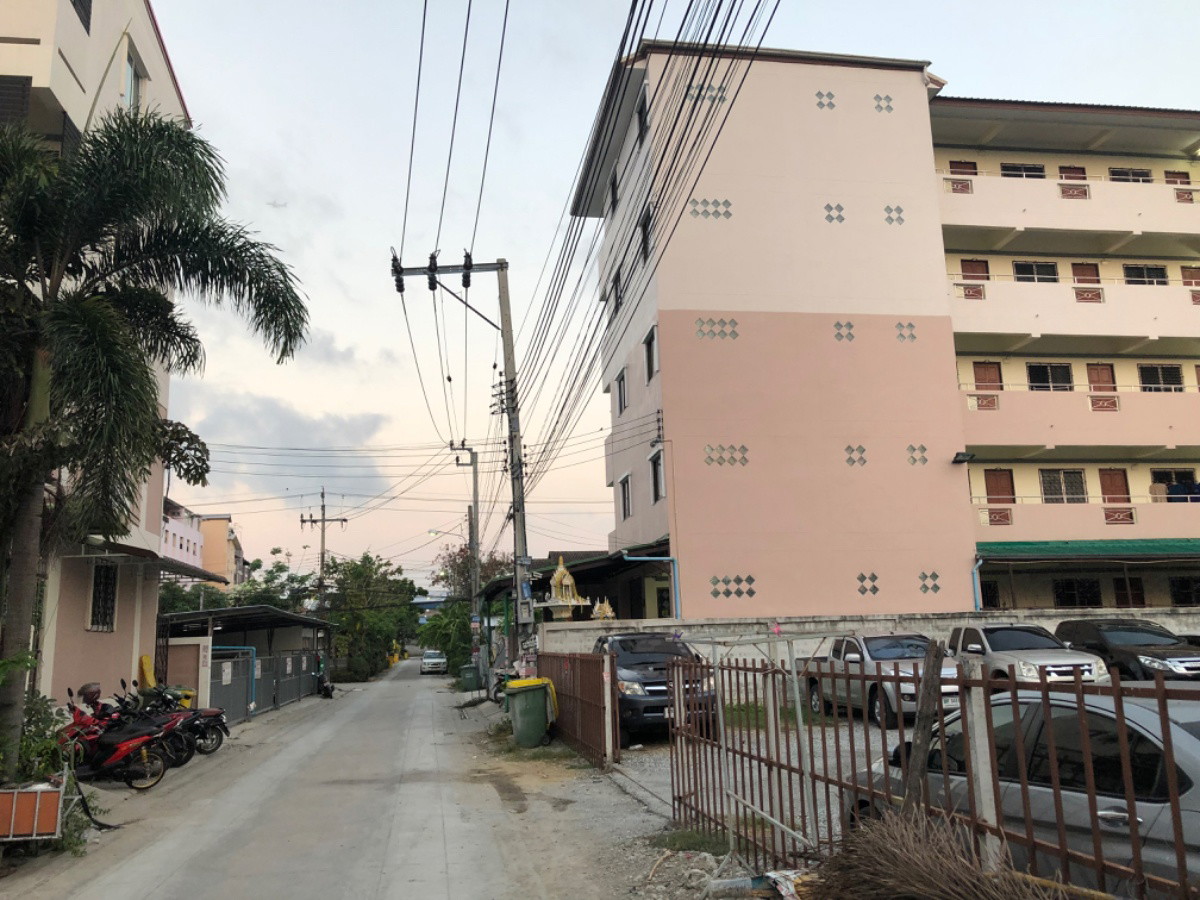 Condo · Bang Phli — photo 3