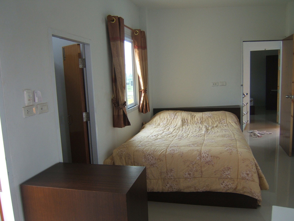 Condo — photo 4