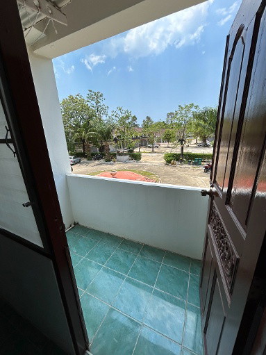 Condo — photo 5