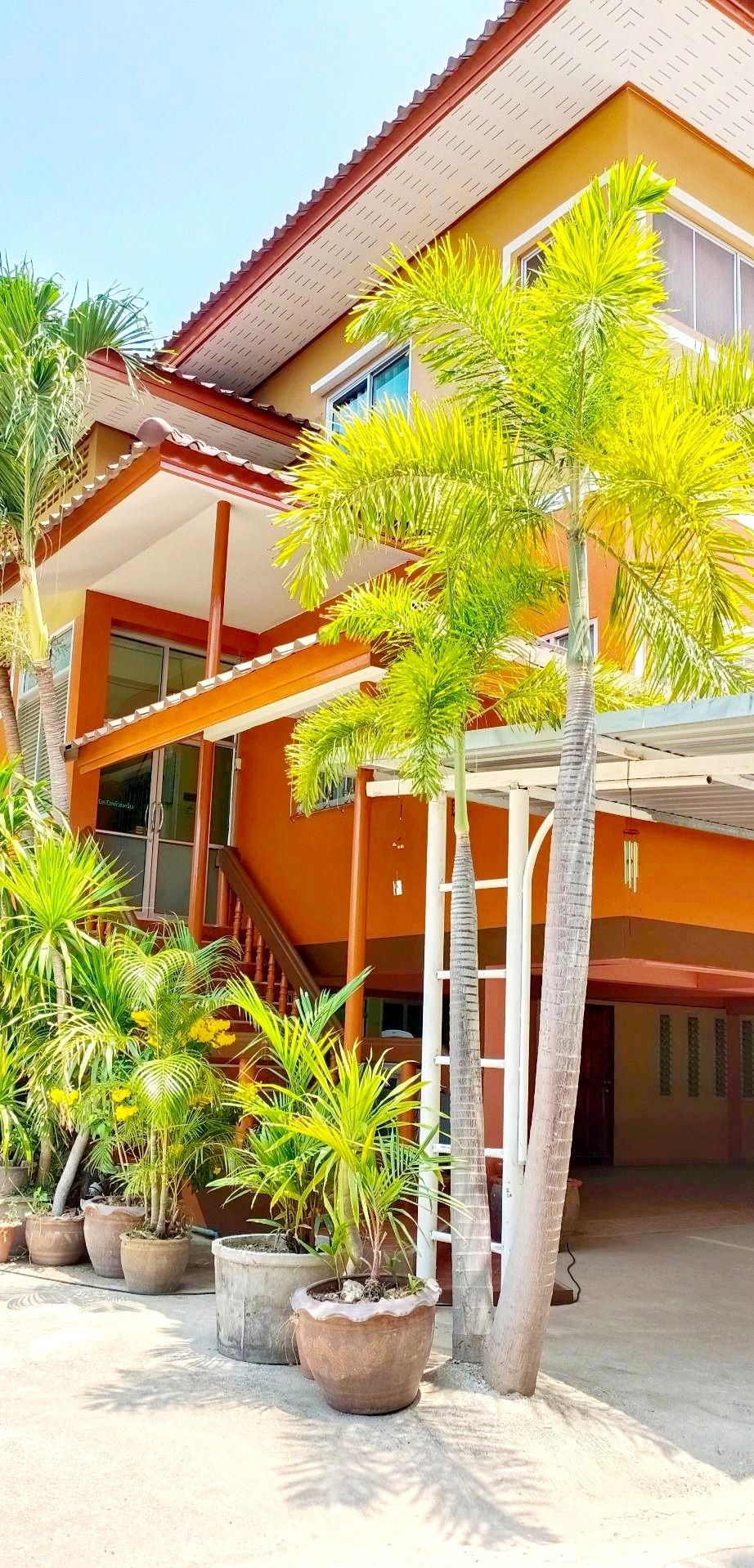 Condo — photo 3