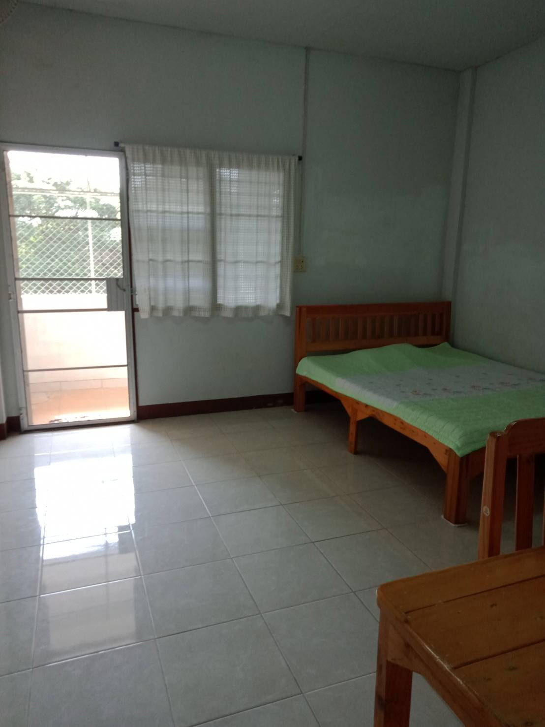 Condo — photo 2