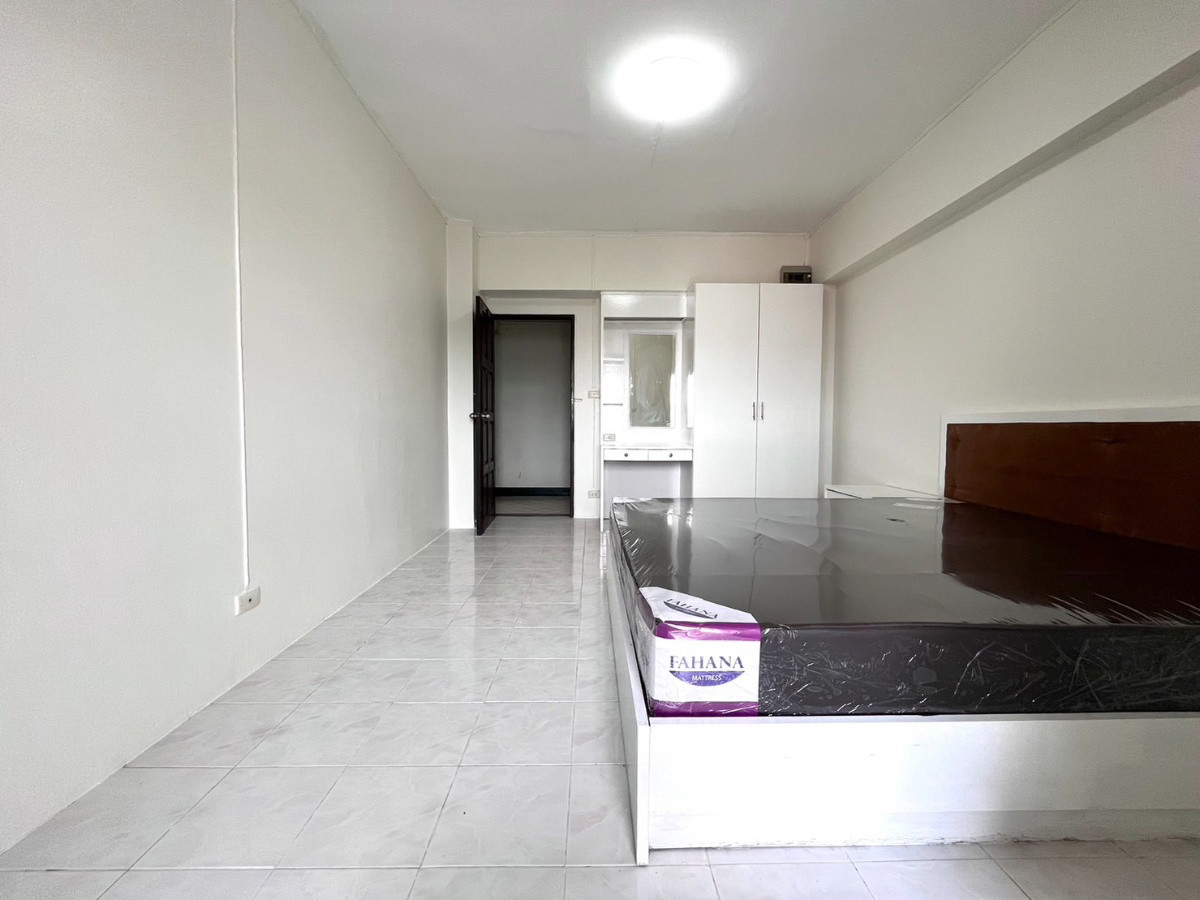 Condo · bangkok — photo 2