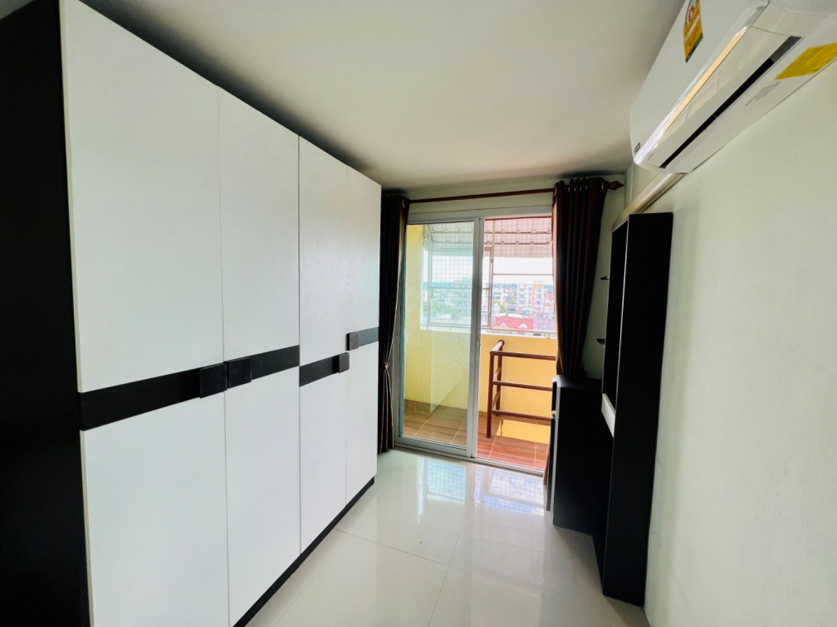 Condo — photo 3