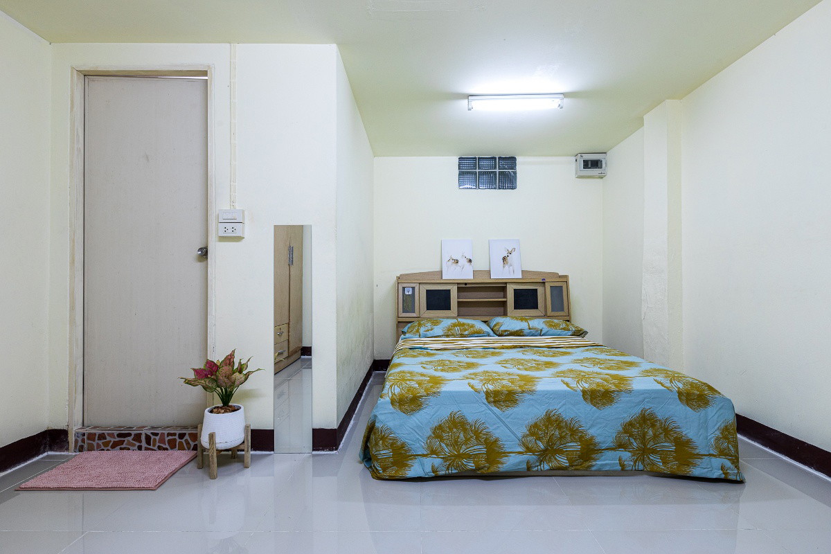 Condo · Bangkok Noi, bangkok — photo 2