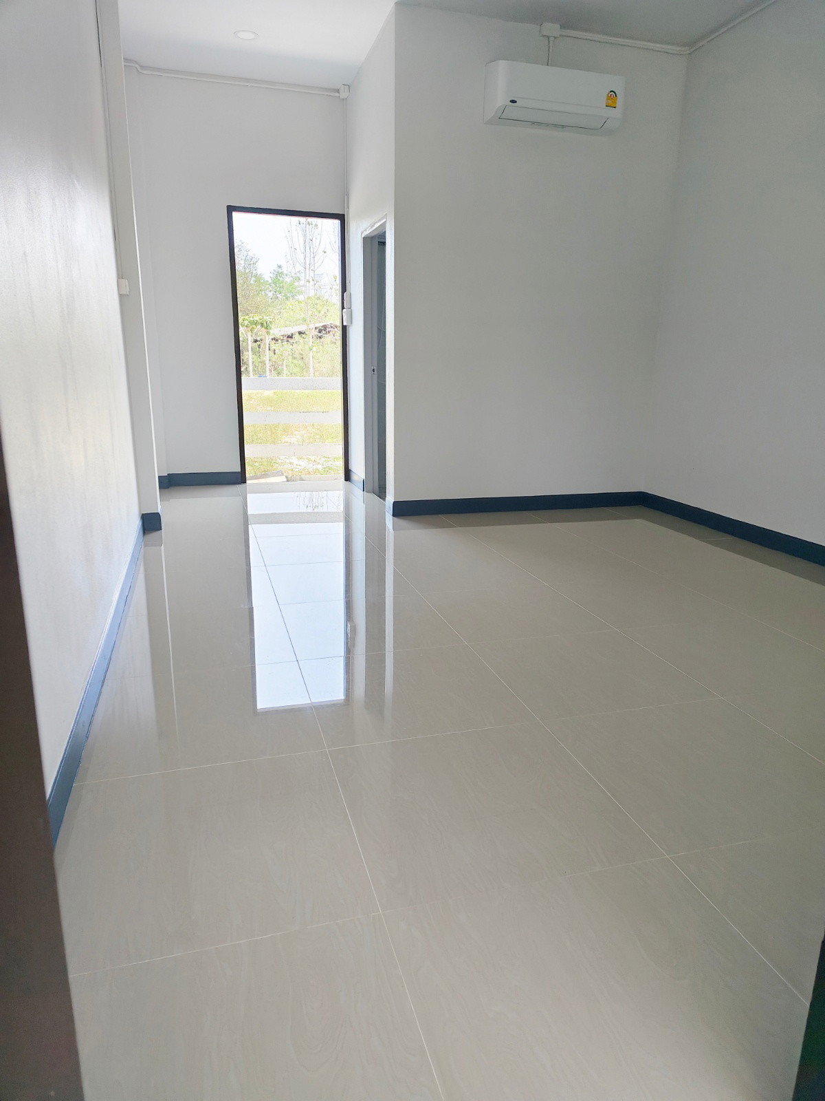 Condo — photo 5