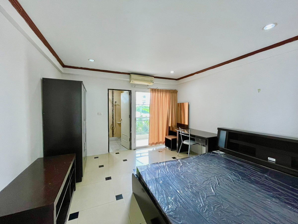 Condo · Lat Phrao, bangkok — photo 3