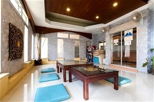 Condo — photo 3