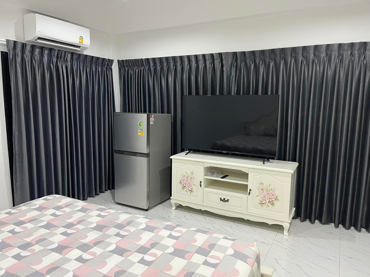 Condo — photo 2