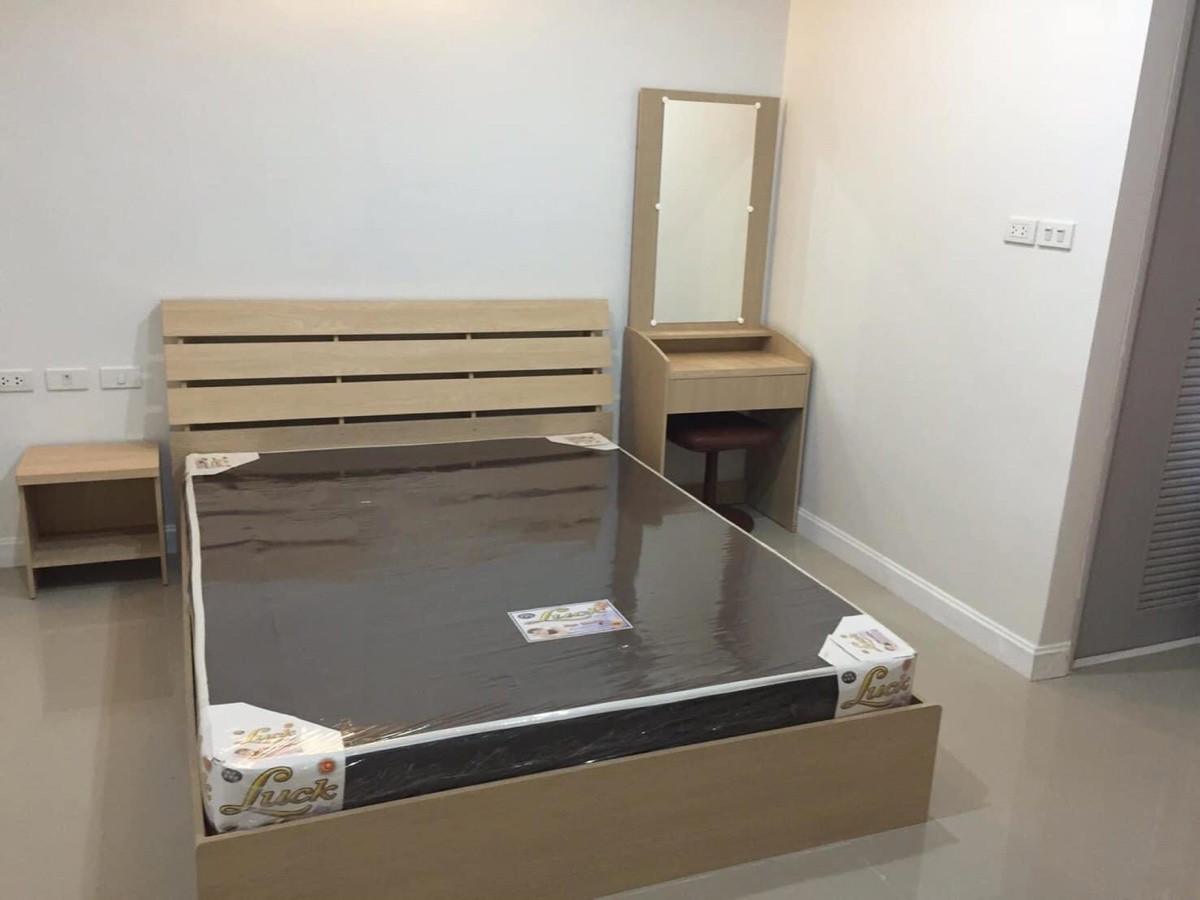 Condo — photo 2