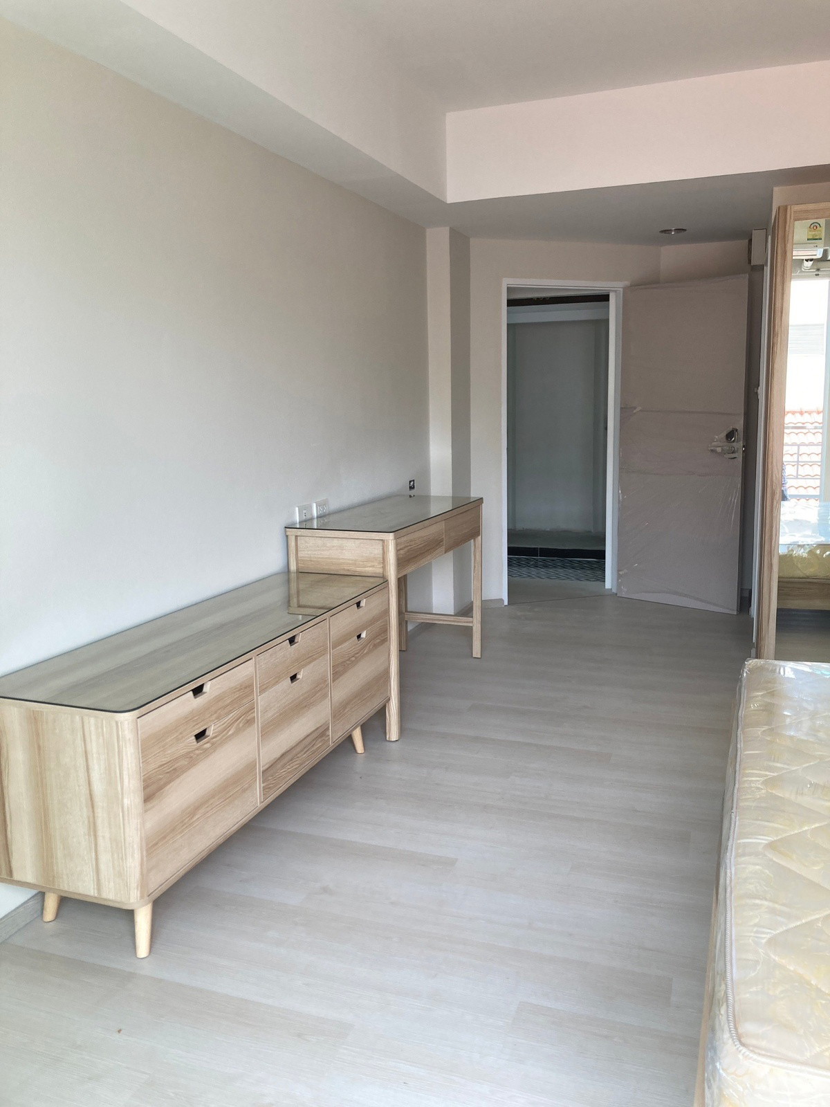 Condo · Huai Khwang, bangkok — photo 2