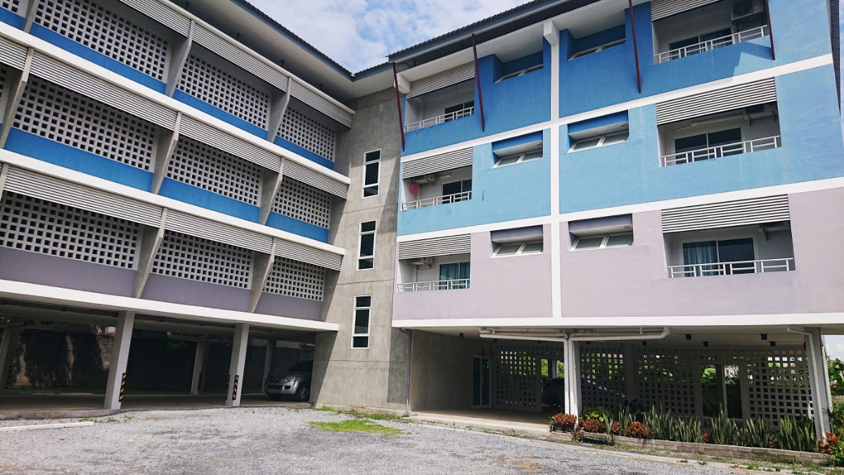 Condo · Bang Yai — photo 1