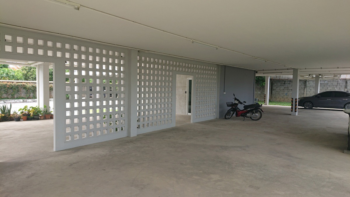 Condo · Bang Yai — photo 5