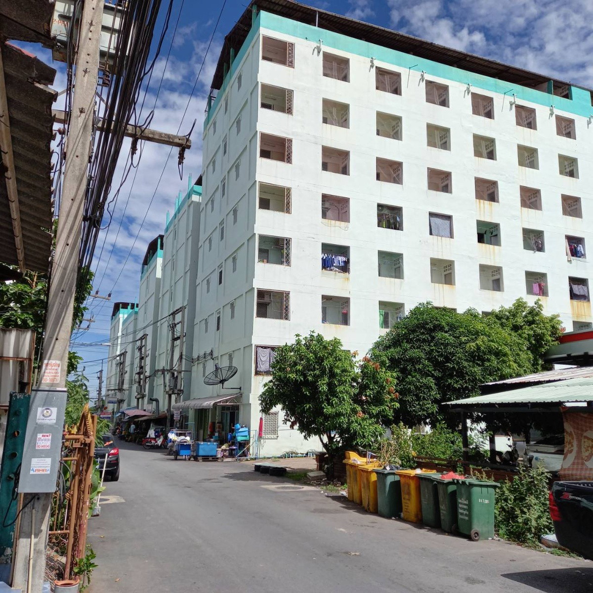 Condo — photo 1