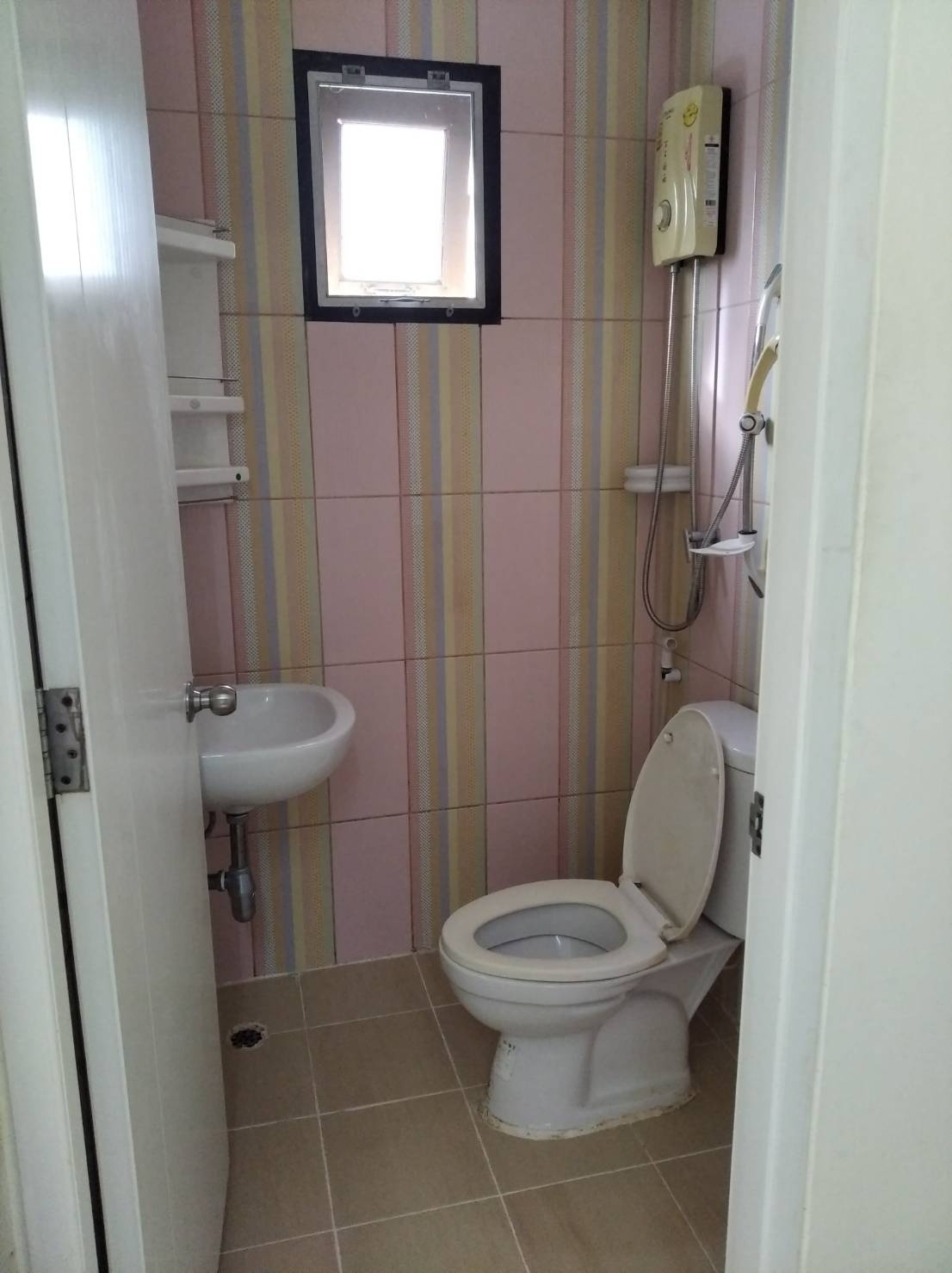 Condo — photo 2