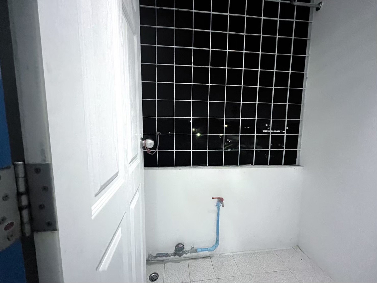 Condo · Phasi Charoen, bangkok — photo 1