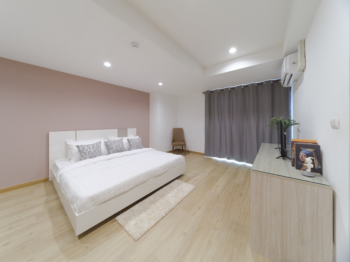 Condo · Sathon, bangkok — photo 2
