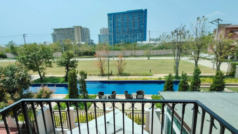 Condo — photo 5
