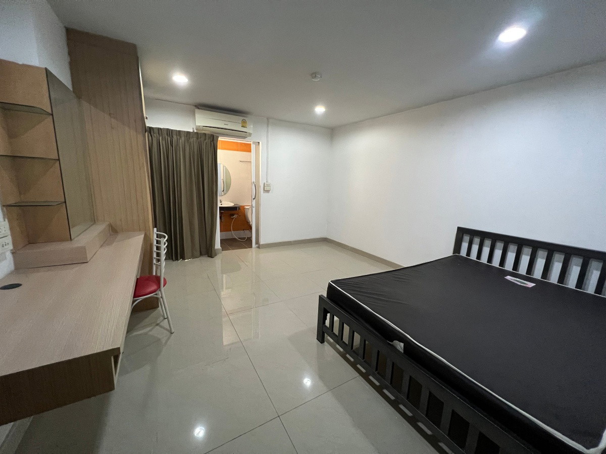 Condo · bangkok — photo 5