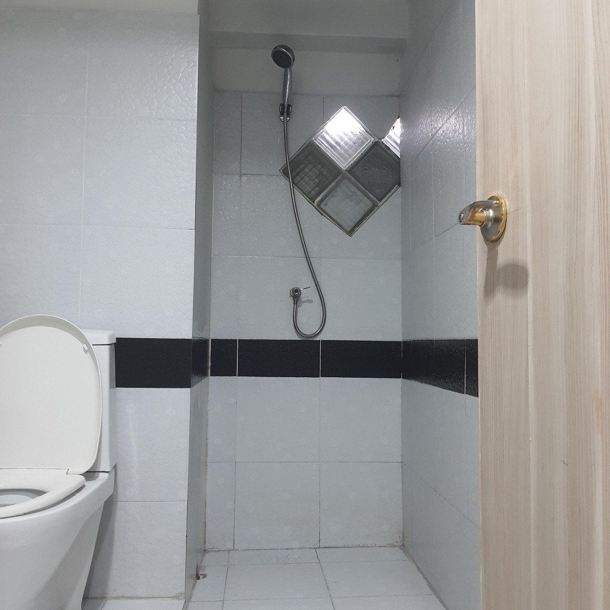 The rose apartment — photo 5