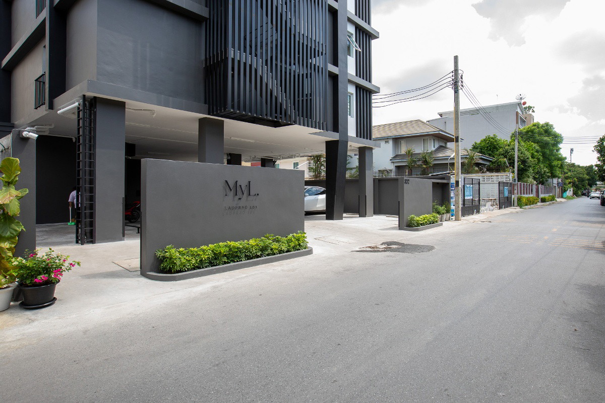 Condo · Bang Kapi, bangkok — photo 4