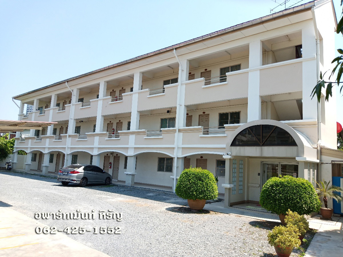 Condo · Khlong San, bangkok — photo 1