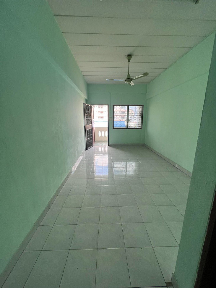 Condo — photo 3