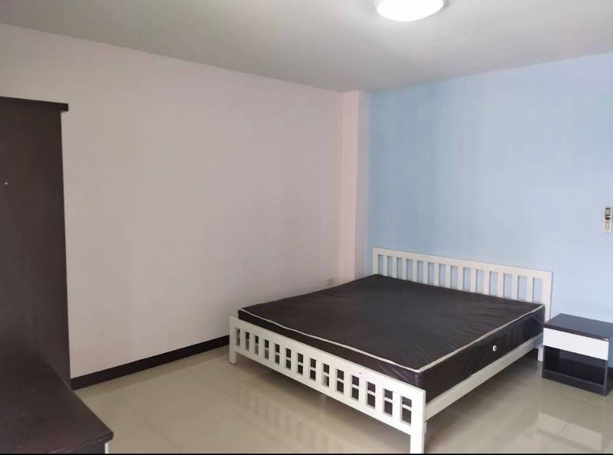 Condo · Bang Phli — photo 2
