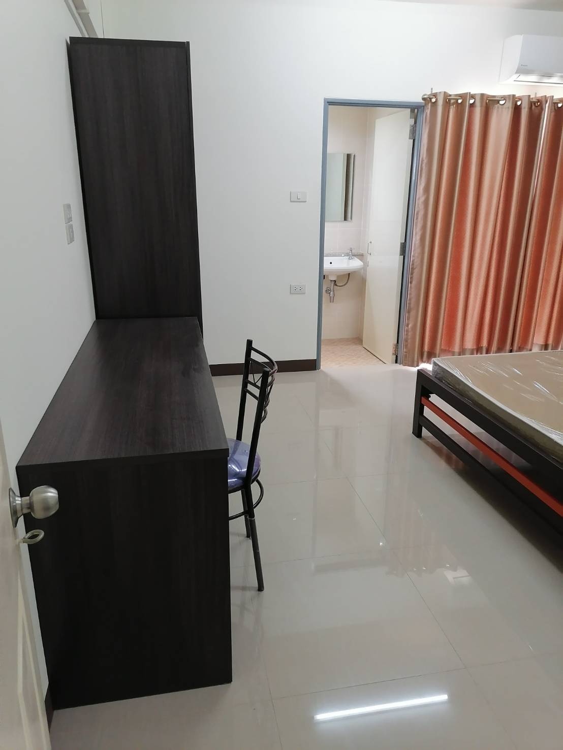 Condo · Wang Thonglang, bangkok — photo 5