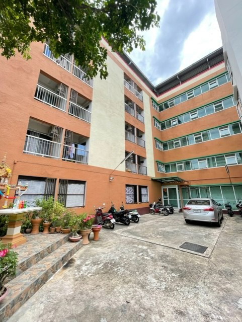 Condo · bangkok — photo 1