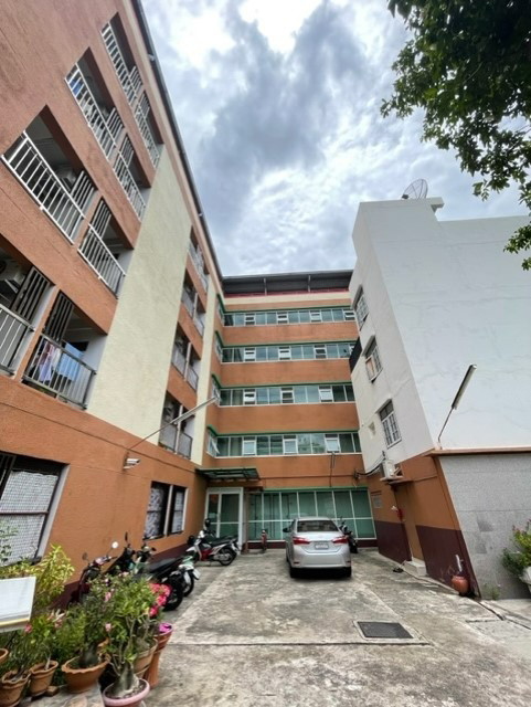 Condo · bangkok — photo 3