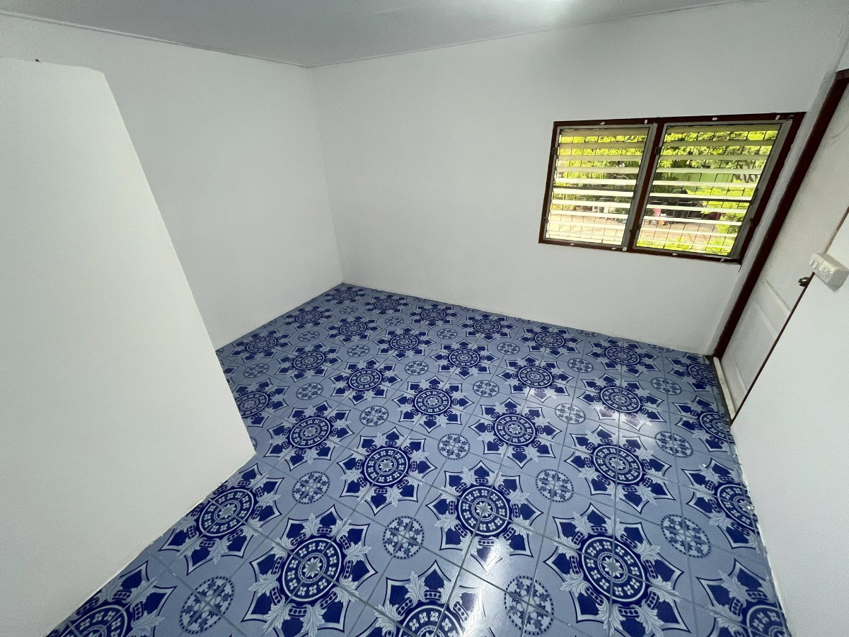 Condo · Mueang Samut Prakan — photo 2