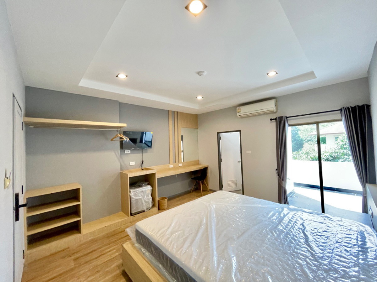 Condo — photo 2