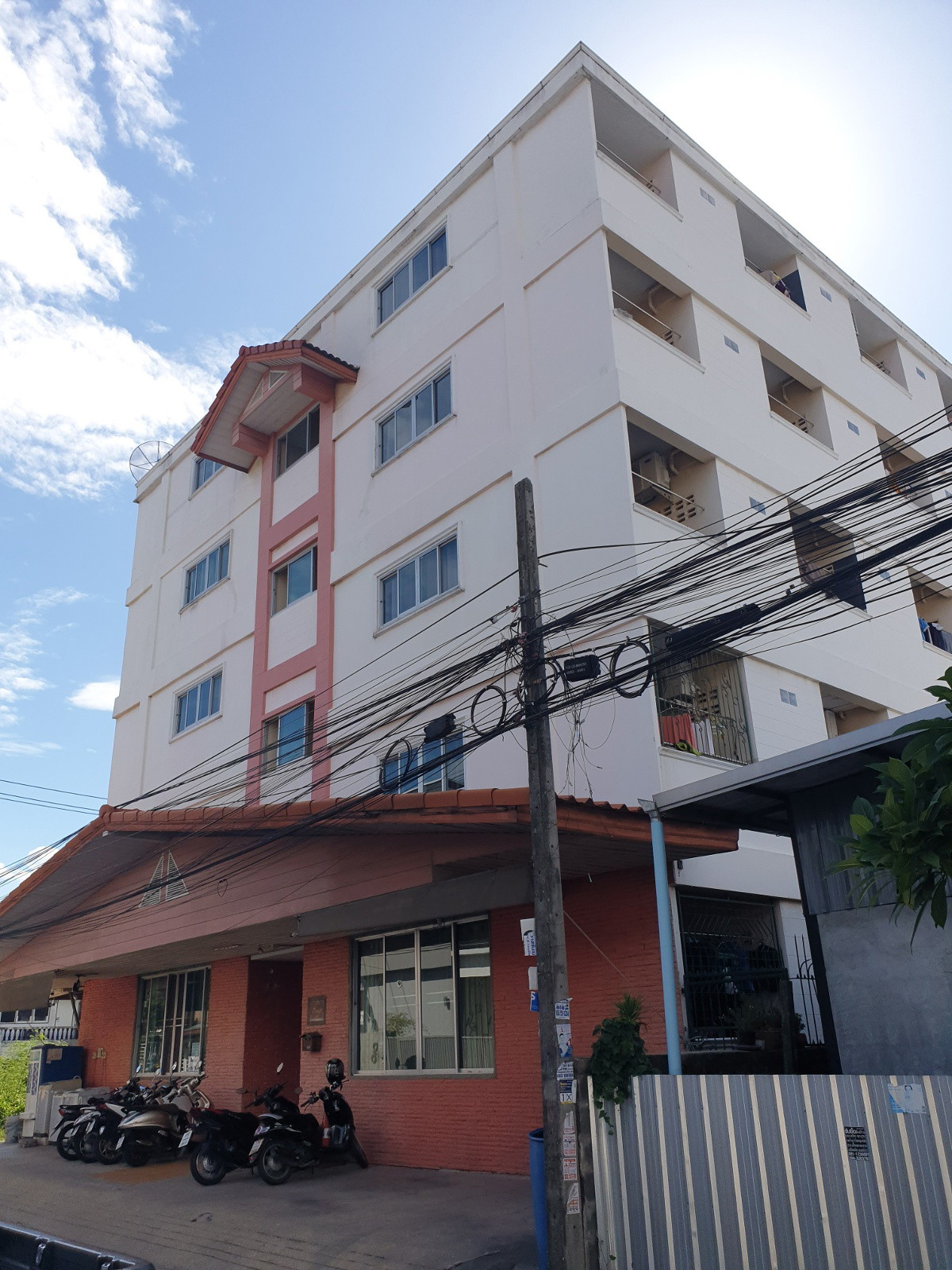 Condo · Bang Sue, bangkok — photo 1