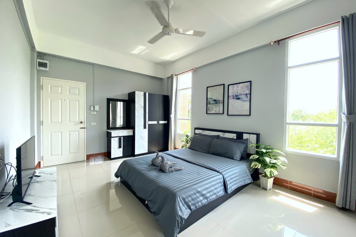 Condo — photo 4