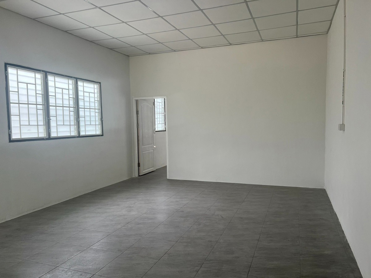 Condo — photo 2