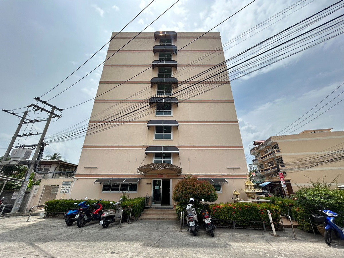 Condo · Khlong San, bangkok — photo 1