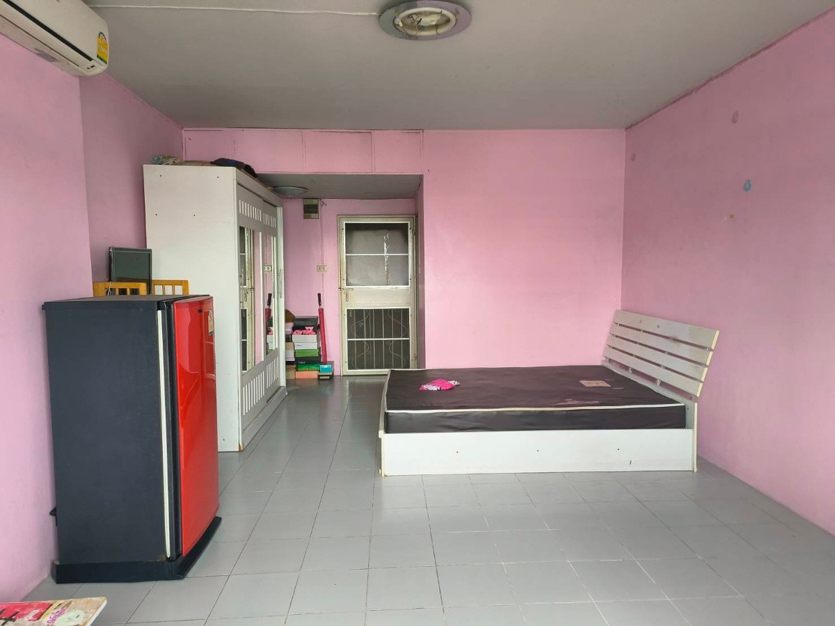 Condo · Huai Khwang, bangkok — photo 3