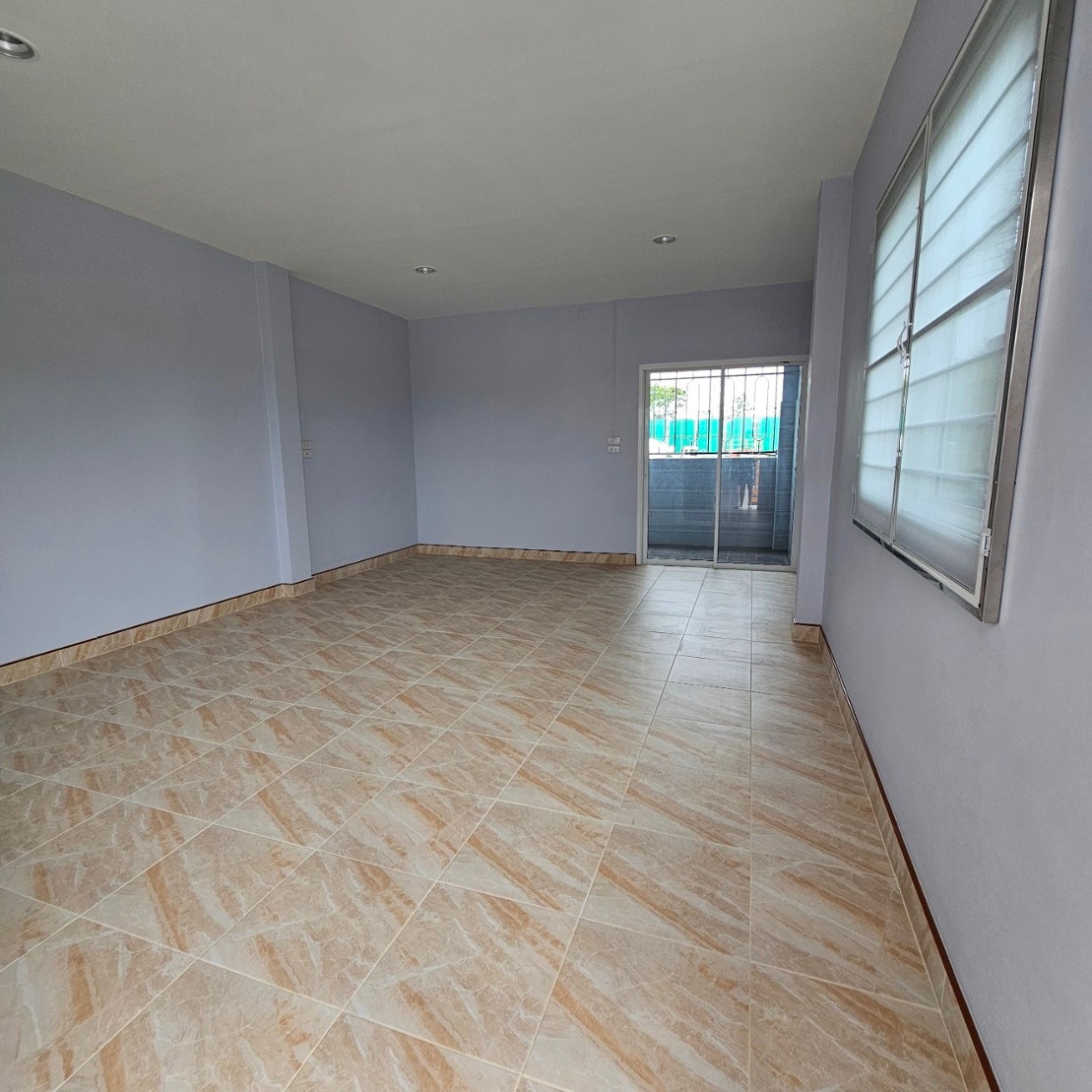 Condo — photo 4