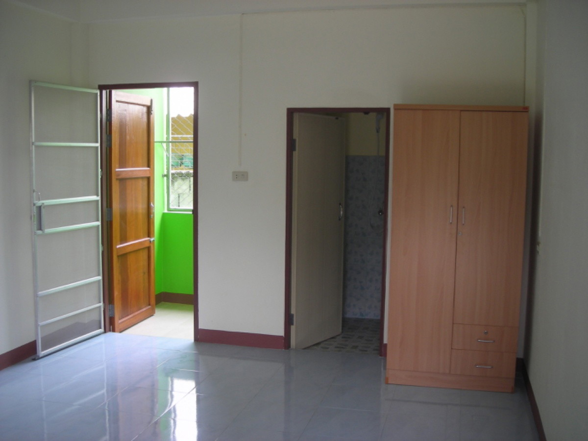Condo — photo 3