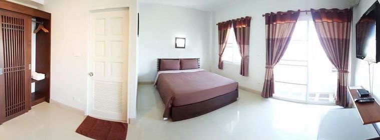 Condo — photo 3