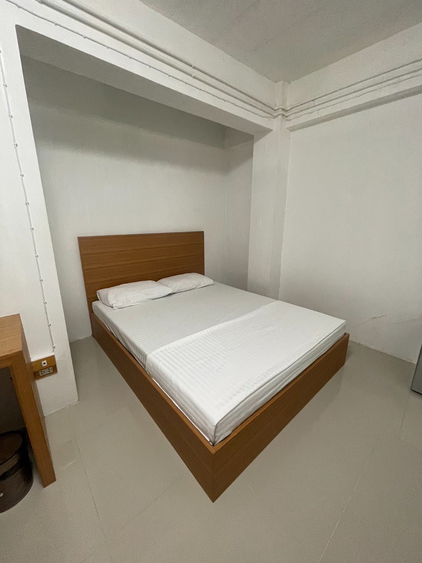 Condo · Phra Khanong, bangkok — photo 2